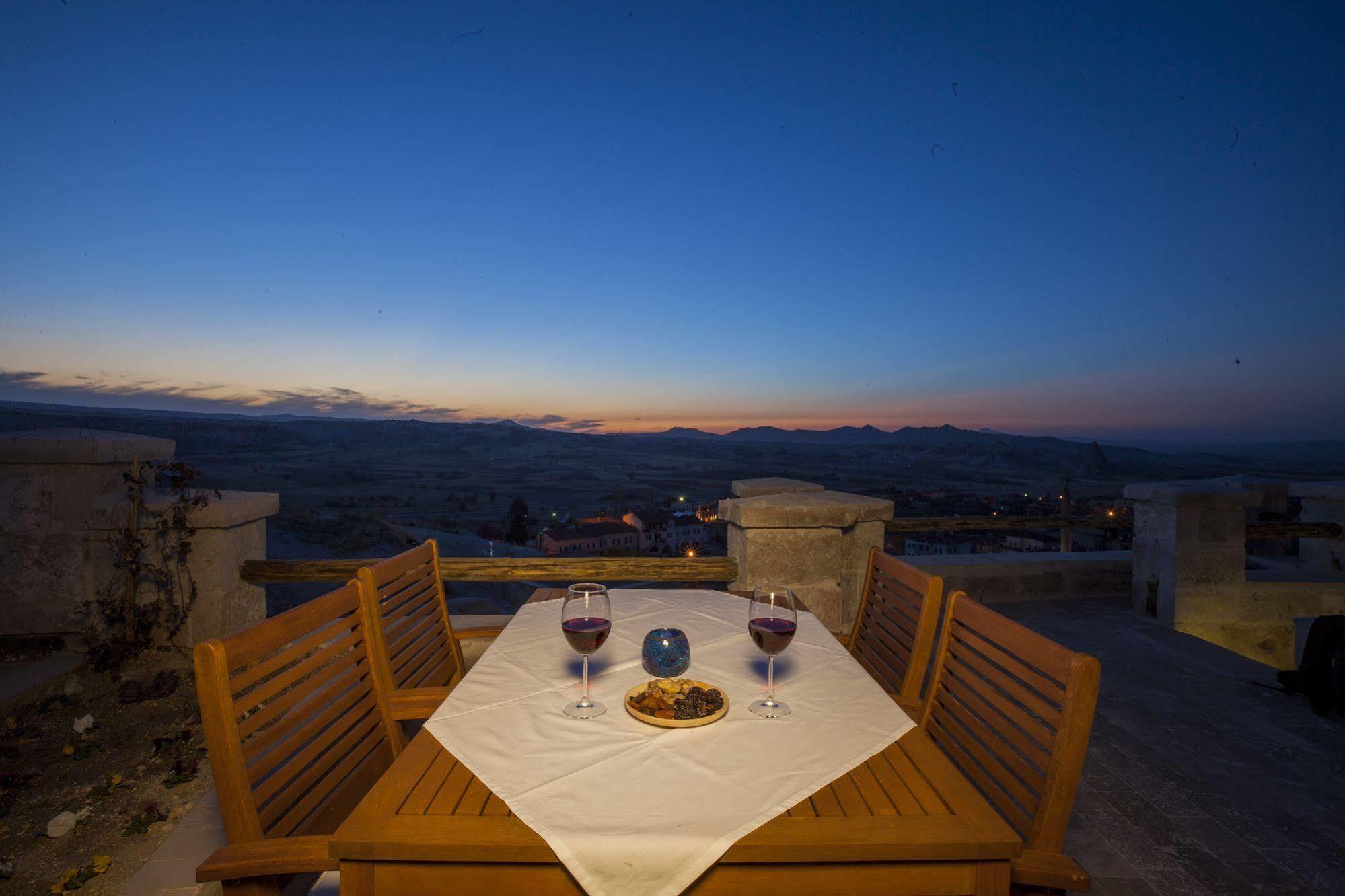 Azure Cave Suites - Cappadocia Гореме Экстерьер фото