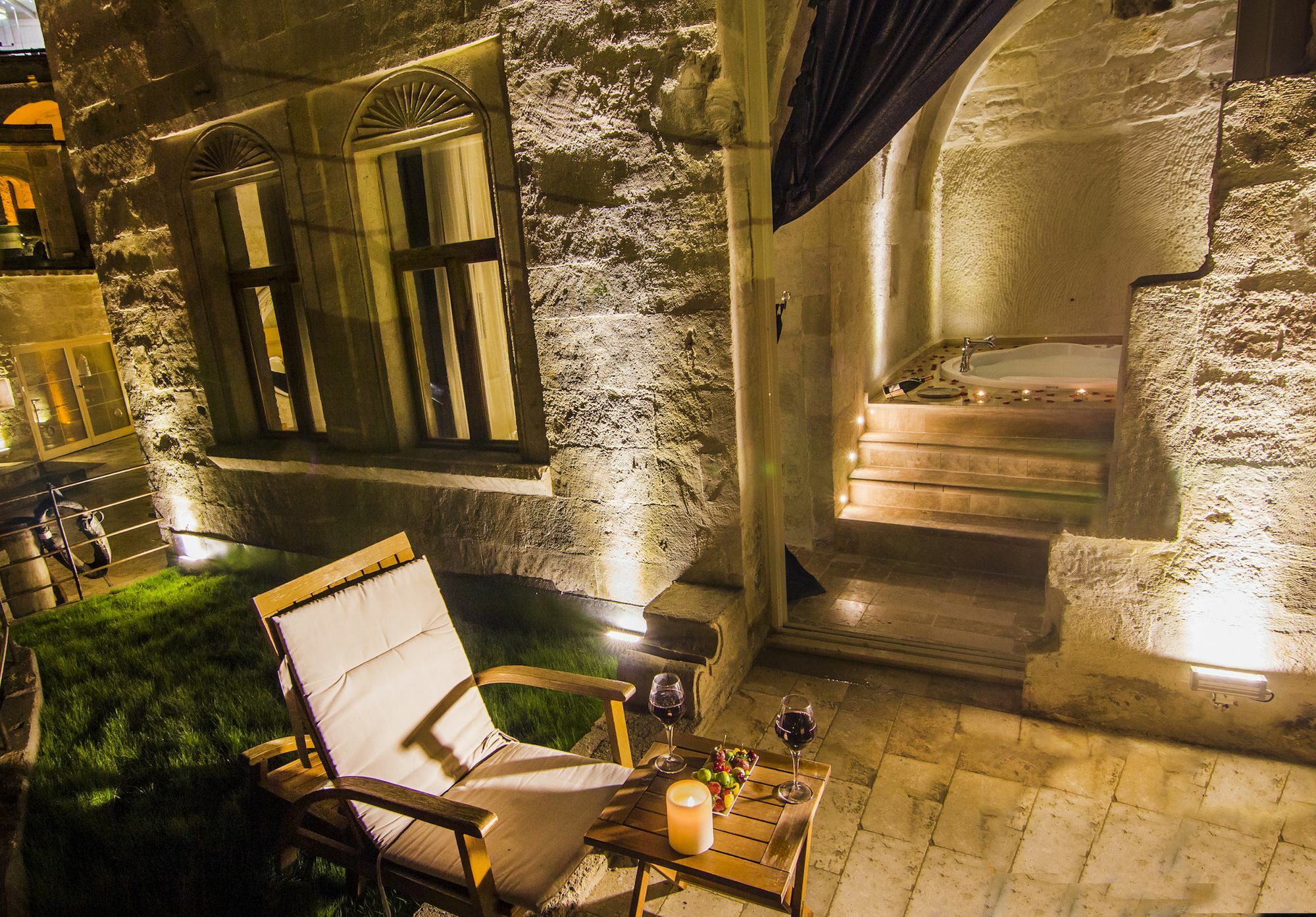 Azure Cave Suites - Cappadocia Гореме Экстерьер фото