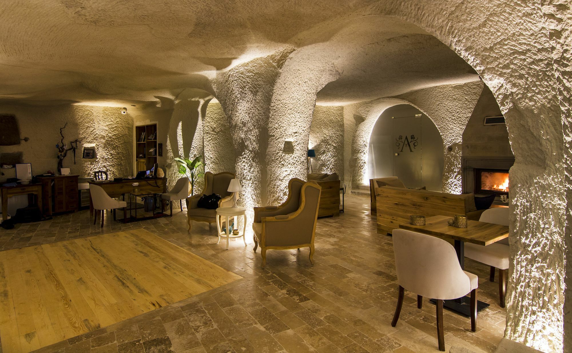 Azure Cave Suites - Cappadocia Гореме Экстерьер фото