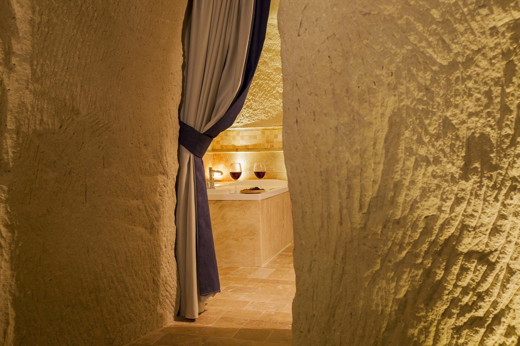 Azure Cave Suites - Cappadocia Гореме Экстерьер фото